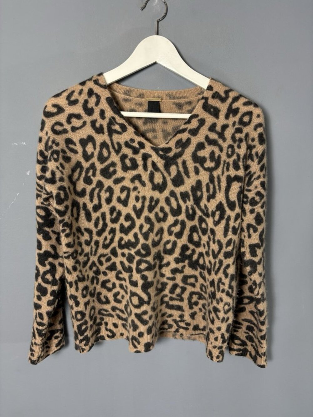 MAGASCHONI Womens S Leopard/Cheetah Print V-Neck 100% Cashmere Sweater